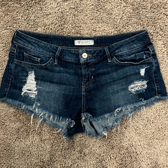 GUESS distressed denim shorts Size 29 - Picture 1 of 4